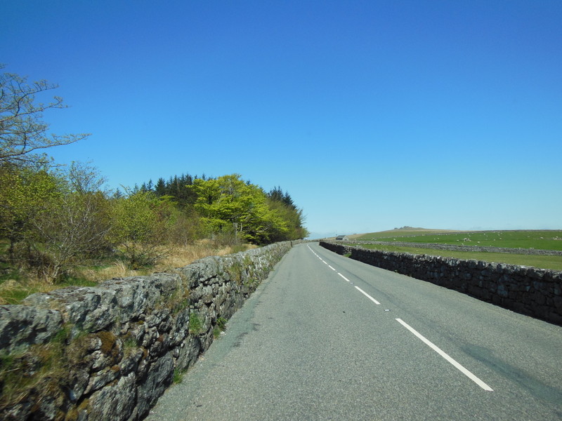 The B3357 towards Rundlestone