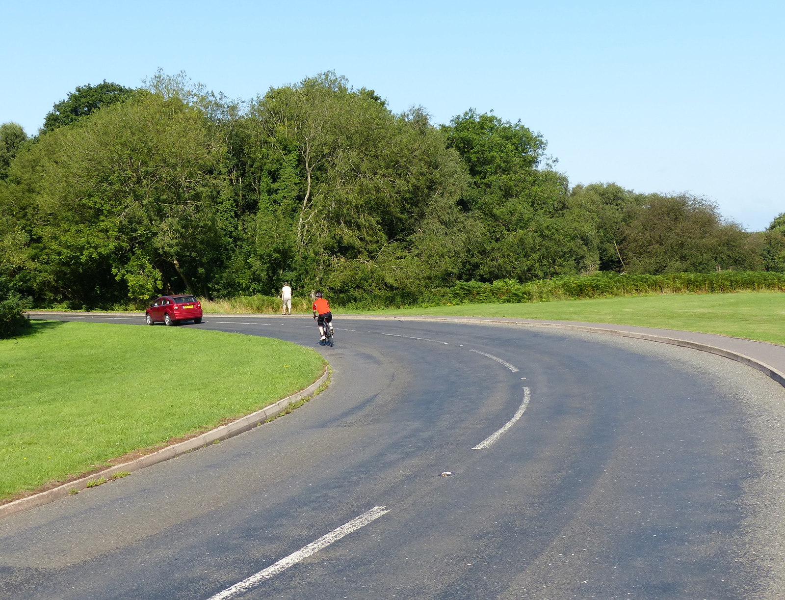 B1440 Sandringham Road in Dersingham Wood