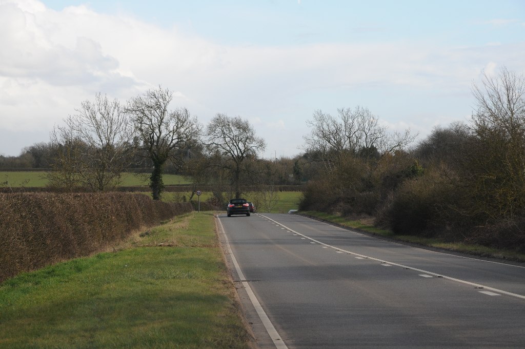 The A422 approaching Ettington