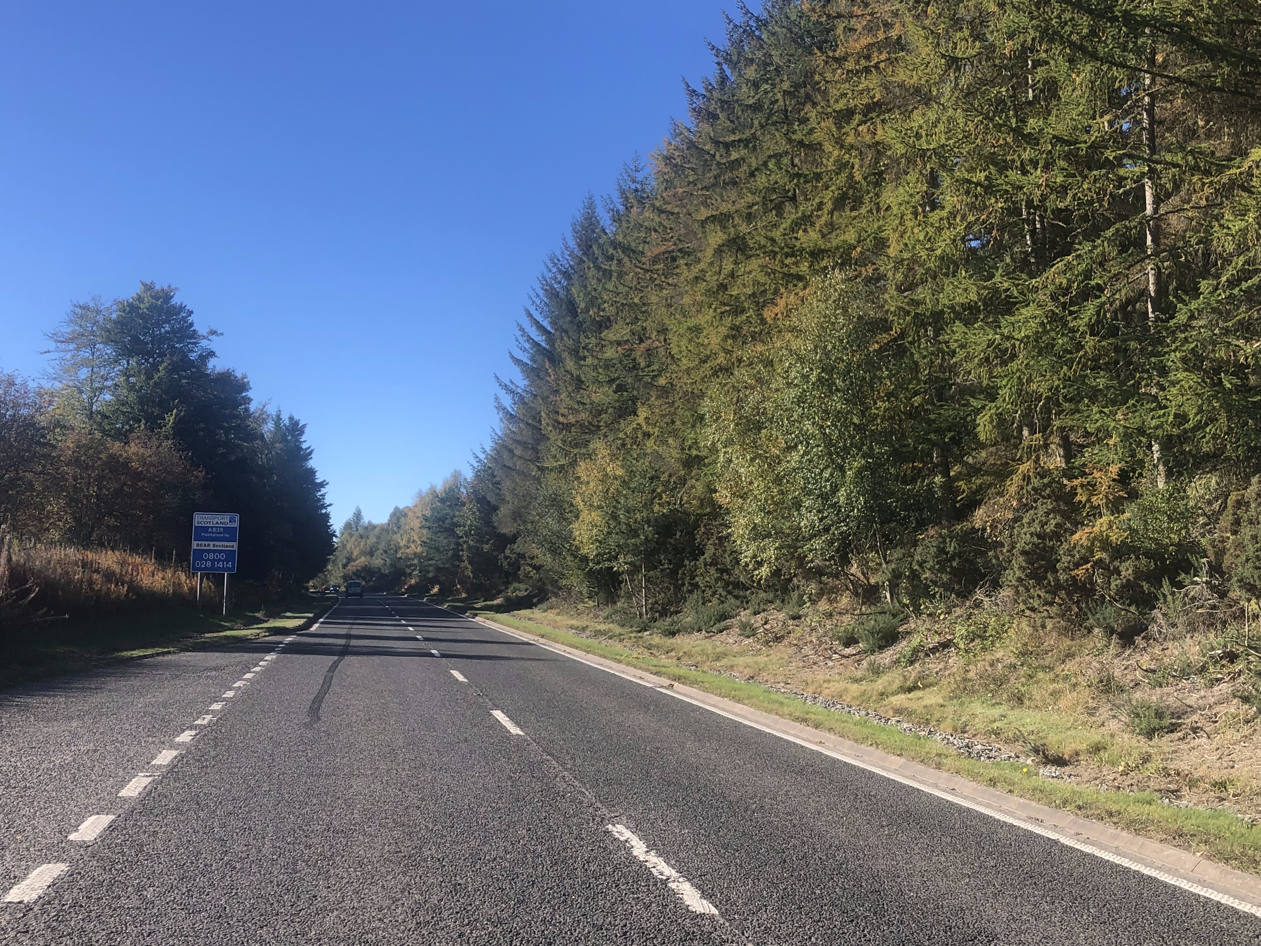 A835, Brahan