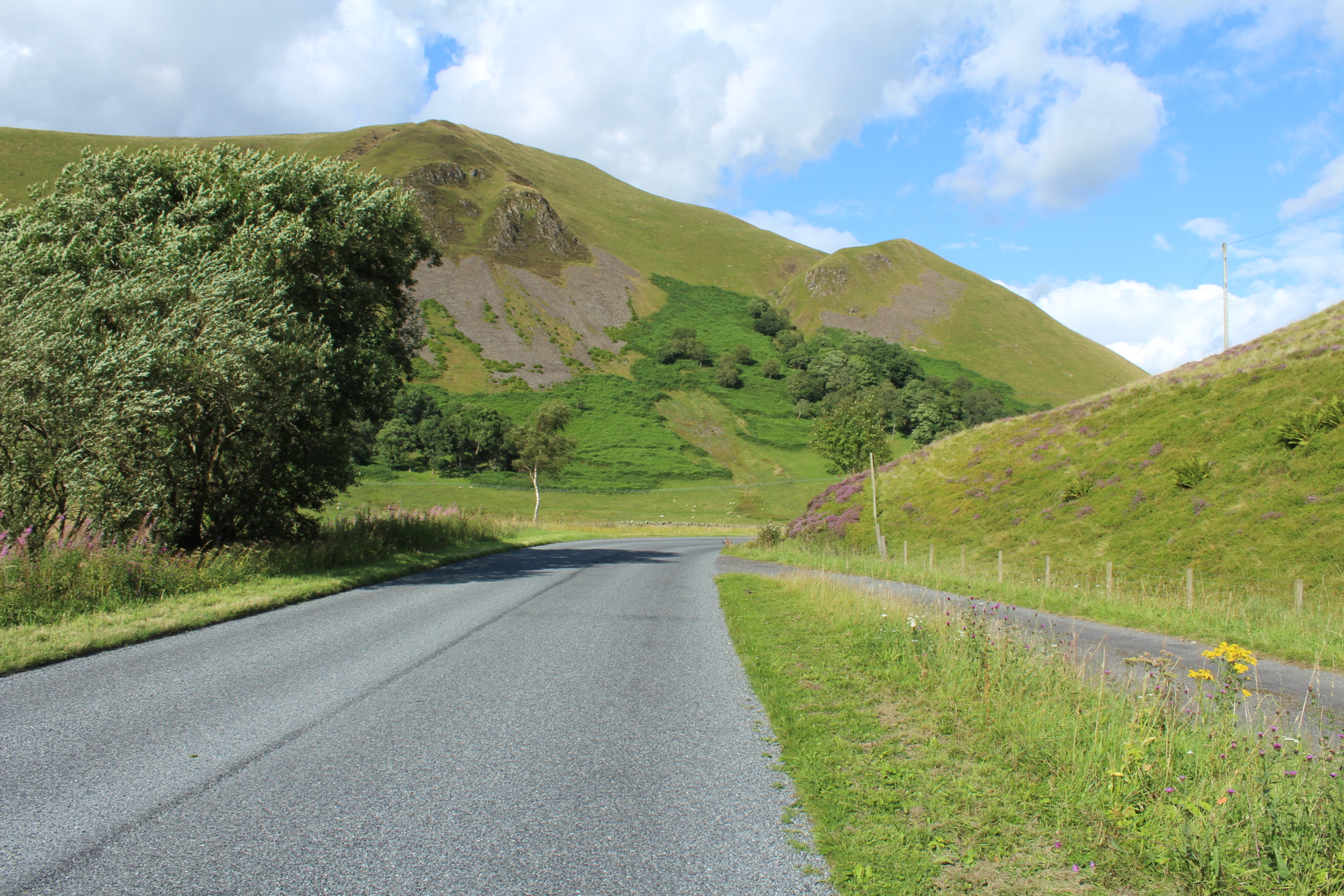 Road to Abington at Dalveen Pass