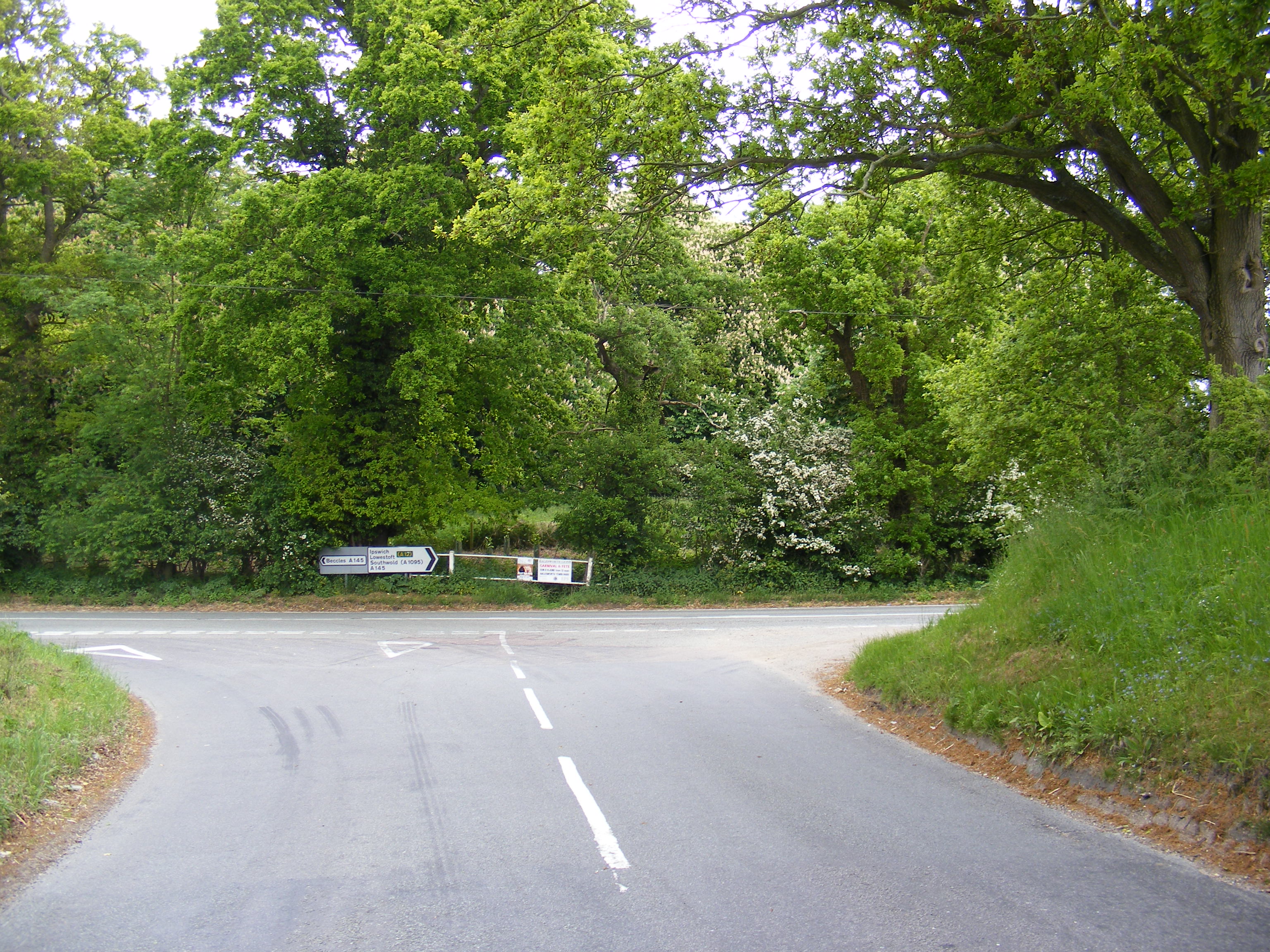 B1124 Halesworth Road