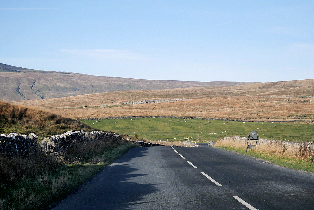 B6479 towards Ribblehead